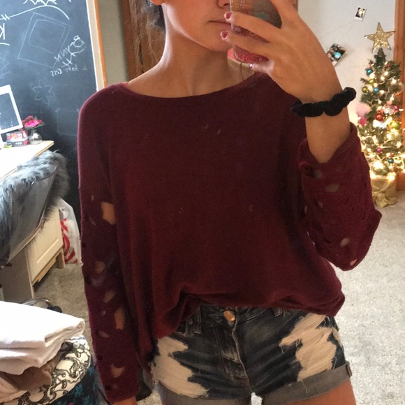 American Eagle Outfitters Tops - American Eagle long sleeve cutout shirt